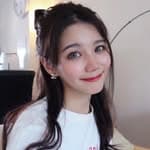 小V   美妝/保養/旅遊's profile picture