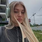 VALÉRIE DOROSHKEVICH🥥's profile picture