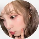 W's profile picture