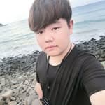 笑對陰天's profile picture