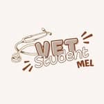 melanie • vet student 🩺's profile picture