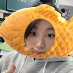 J（謹涵）'s profile picture