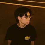 王's profile picture